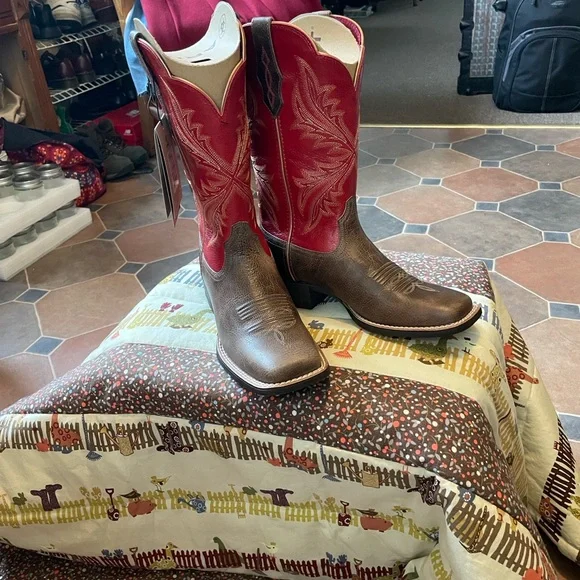 Ariat Red and Brown Heeled Boots - Picture 4 of 12